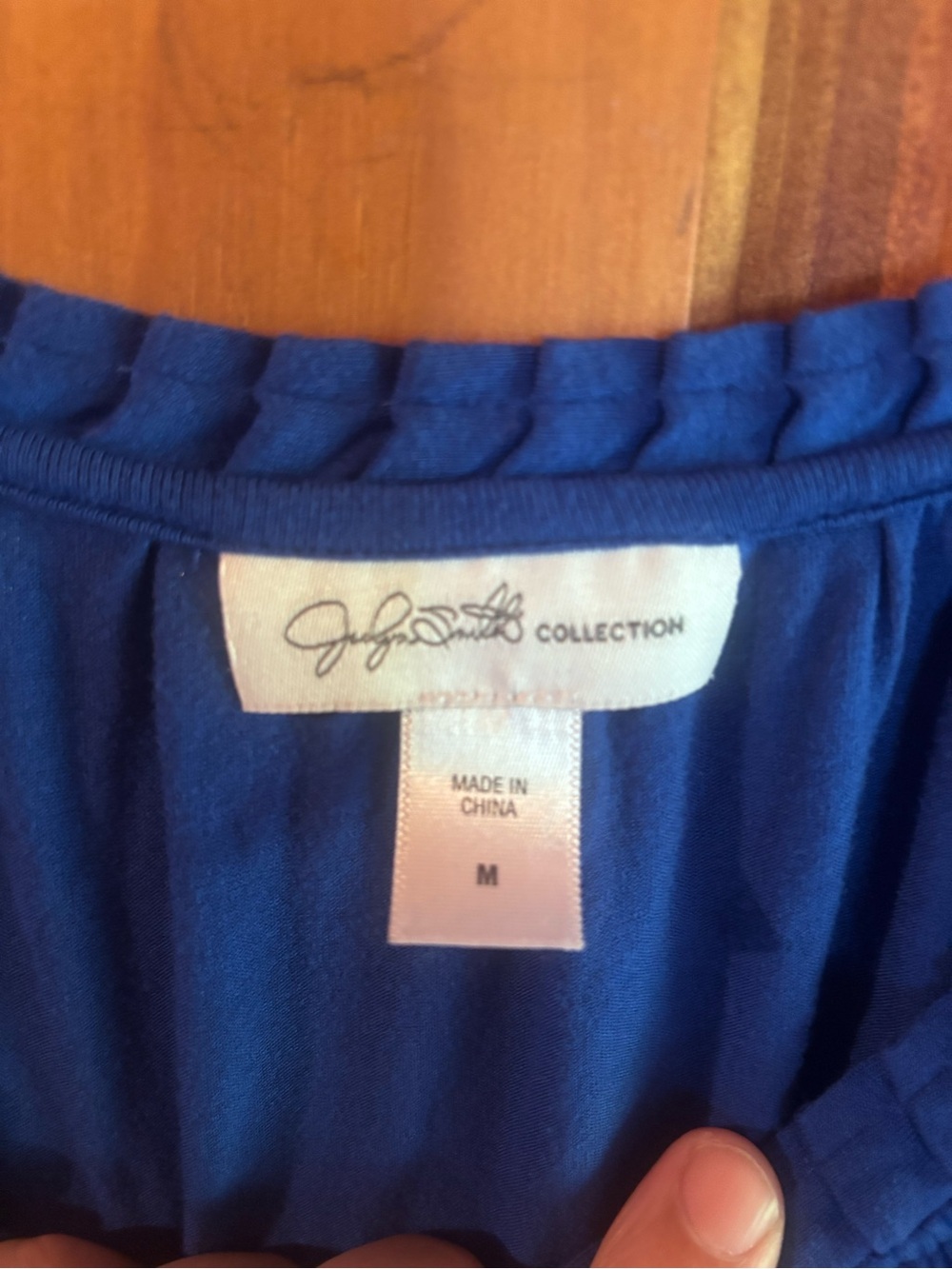 Jaclyn Smith Collection top - Picture 3 of 4